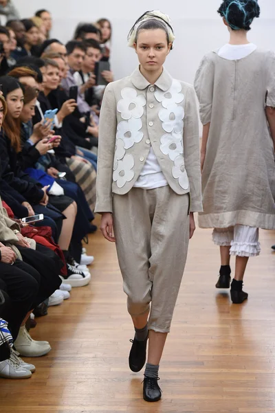 Look 40